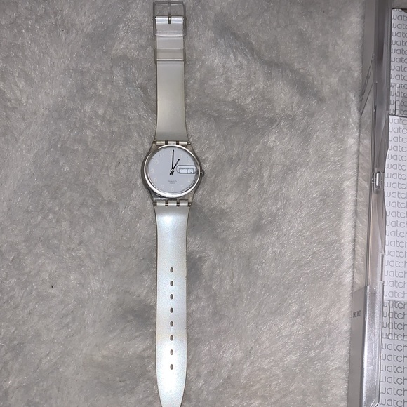 Swatch GK733 White Watch - Picture 3 of 4